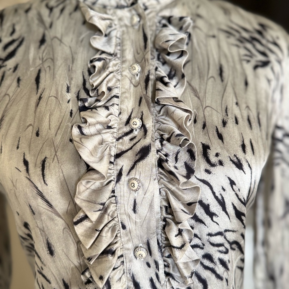 St. John Silk Ruffled Blouse | Long Sleeve High Neck | Neutral Print | L - Picture 5 of 14